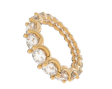 Altın bilezik, beyaz arka planda izole.