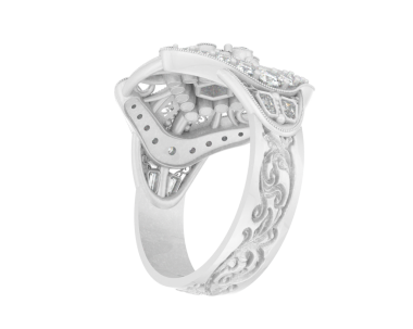 beyaz zemin üzerine Pırlantalı yüzük