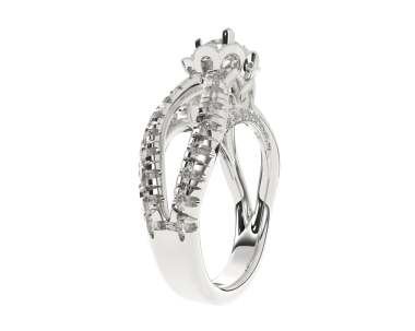 Siyah arka planda elmas ve küpeli gümüş bilezik..