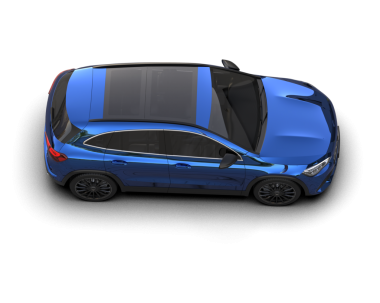 Mavi araba siyah bir arkaplanda izole edilmiş.