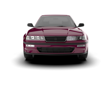 SUV arabası. kırpma yolu ile beyaz arkaplanda izole.