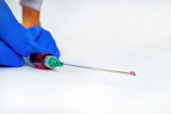 Injection Syringe Detailed Look Blood White Background — Stock Photo, Image