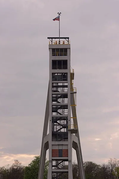 Bergbauschacht Hubturm Der Stillgelegten Kohlegrube Der Präsident Chorzow Polen — Stockfoto