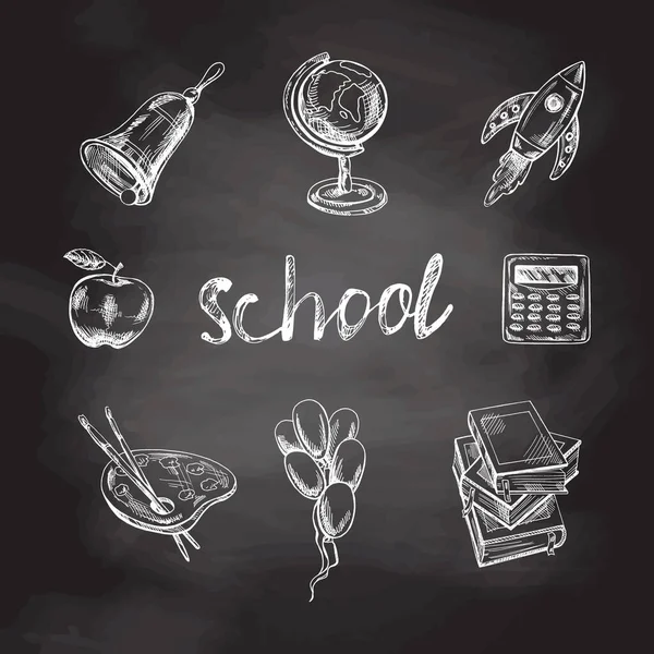 回到学校 手绘学校素描集 涂鸦字母和学校对象收集在黑板背景 教育概念 回学校去 — 图库矢量图片