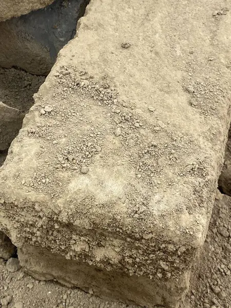 Yapı için tuff blokları