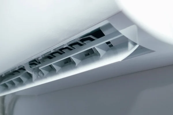 Airconditioning Geïsoleerd Witte Achtergrond Moderne Indoor Blokken Van Split System — Stockfoto