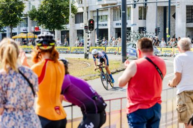 Rotterdam, Hollanda - 08-14-2024: Tur 'da Yanina Kuskova 