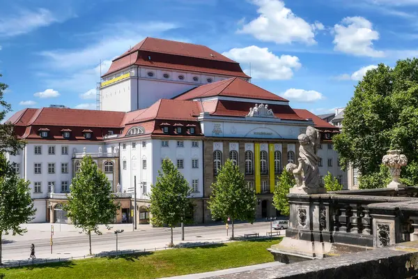 Casa Jogos Estado Frente Zwinger Dresden Alemanha — Fotografia de Stock
