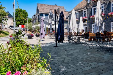 Bad Berleburg şehri yazın güneşli bir günde, Nordrhein-Westfalen, Almanya