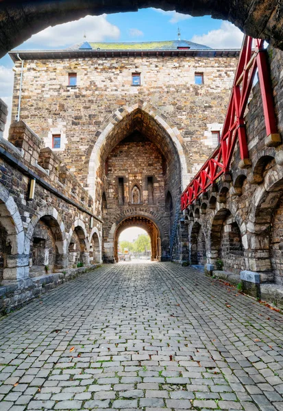 Ponttor Średniowieczna Brama Miejska Akwizgranie Niemcy Widok Wewnątrz Przedbramy — Zdjęcie stockowe