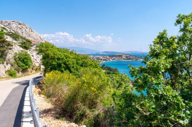 Stara Baska: Krk adasında rüya plajlı küçük bir tatil beldesi, Hırvatistan