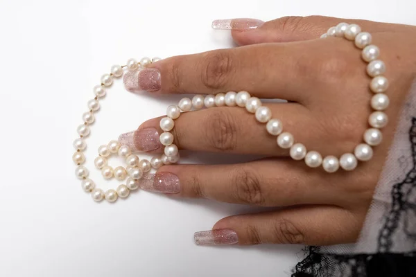 Stylowy Żeński Manicure Piękne Kobiece Dłonie Białym Tle — Zdjęcie stockowe