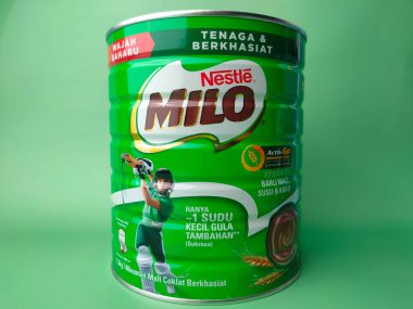 Malezya, Perak, 2 Ocak 2022: Nestle Milo besleyici bir malt içeceğidir..