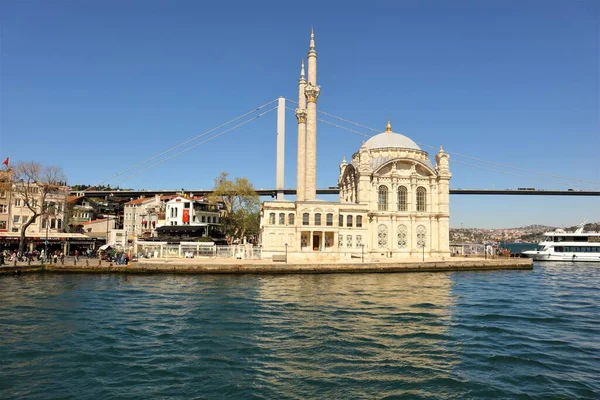 Istanbul Turkey 2023 Ortakoy Mosque Marmara Sea Sea Marmara European — Stock Photo, Image