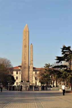 İstanbul, Türkiye. 05.05.2024. Mısır Firavunu Thutmosis III veya Yunan Theodosius 'un Obelisk' i; Türkçe: Dikilita. İstanbul Hipodromu 'nda (Sultanahmet Meydanı )