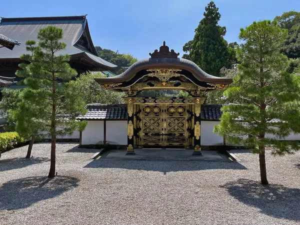 Zen Escape Tsurugaoka Hachimangu Golgen Gate Kamakura Temples Gardens Japan — Stock fotografie