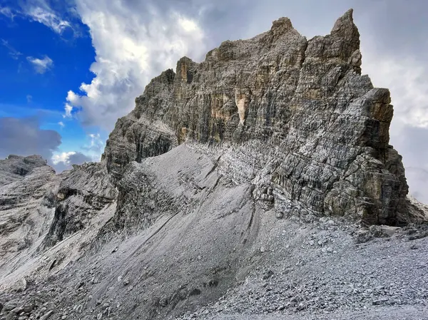Edge Elevation Dolomite Ferrata Trail Adamello Brenta Bocchette Dolomites — Stock fotografie