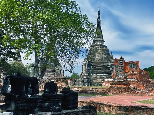 Зачарованные Руины Мистические Храмы Аюттхая Ват Пхра Санг Аюттхая Таиланд Стоковое Фото