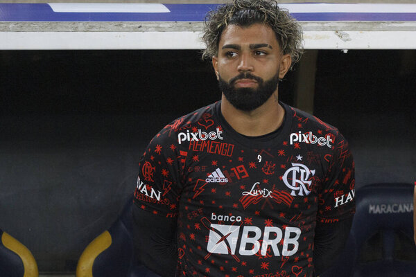 Чемпионат Бразилии по футболу: Фламенго против Сантоса. 25 октября 2022 года, Рио-де-Жанейро, Бразилия: Футбольный матч между Фламенго и Сантосом, действительный для 34-го тура чемпионата Бразилии по футболу, проходившего на стадионе "Маракана" в Рио-де-Жанейро