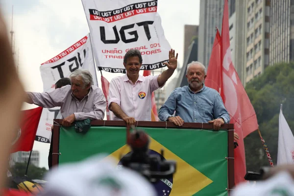 Brazil Választások Lula Sétál Egyet Paulista Sugárúton Jose Mujica Volt — Stock Fotó