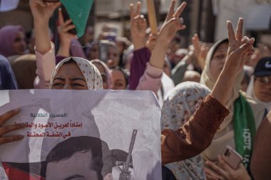 Yüzlerce öğrenci, Batı Şeria 'daki aslan ini desteklemek için düzenlenen bir toplu mitinge katıldı. 1 Kasım 2022, Gazze, Filistin: Yüzlerce öğrenci Gazze 'deki aslan ini desteklemek için düzenlenen toplu mitinge katıldı