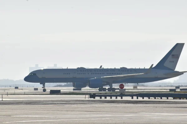 President Van Verenigde Staten Joe Biden Arriveert John Kennedy Luchthaven — Stockfoto