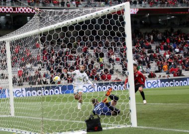 Brezilya Futbol Şampiyonası - Athletico Paranaense Goias 'a karşı. 2 Kasım 2022, Curitiba, Parana, Brezilya: Brezilya Futbol Şampiyonası 'nın 35. turu için geçerli olan Athletico Paranaense ve Goias arasındaki futbol maçı