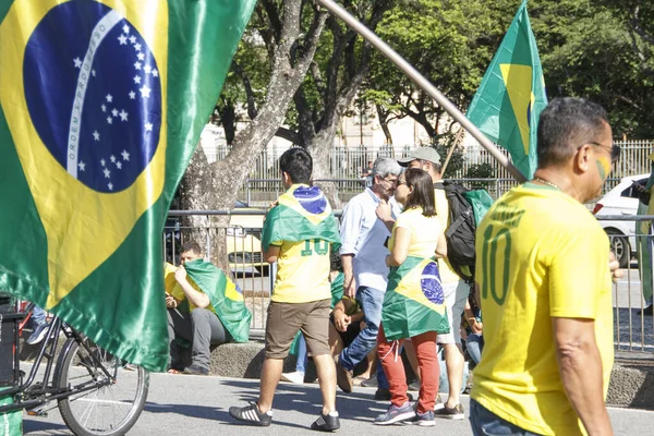 Сторонники Президента Бразилии Хаира Болсонариста Остаются Лагере Перед Восточным Военным — стоковое фото