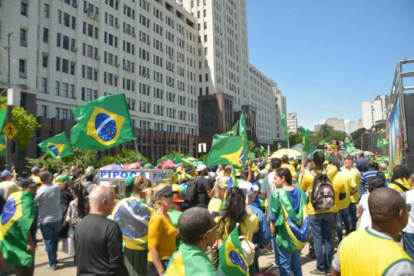 Los Partidarios Del Presidente Brasileño Jair Bolsonaristas Siguen Acampados Frente — Foto de Stock