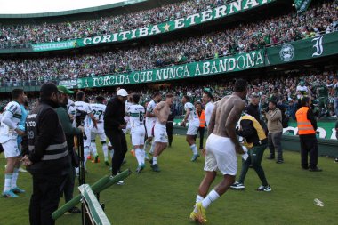 Brezilya Futbol Şampiyonası: Coritiba Flamengo 'ya karşı. 6 Kasım 2022, Curitiba, Parana, Brezilya: Coritiba ile Flamengo arasındaki futbol maçı, Brezilya Futbol Şampiyonası 'nın 36.