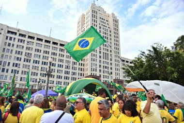 Brezilya Cumhurbaşkanı Jair Bolsonaro 'nun destekçileri Rio de Janeiro' daki Doğu Askeri Komutanlığı önünde kamp yapmaya devam ediyorlar. 6 Kasım 2022, Rio de Janeiro, Brezilya: Cumhurbaşkanı Jair Bolsonaro 'nun destekçileri (Liberal Parti) 