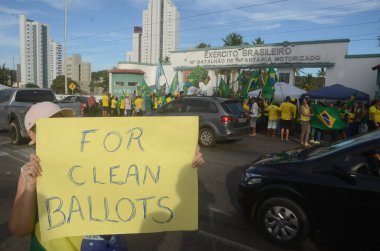 Bolsonistler Natal 'a askeri müdahale çağrısında bulundu. 7 Kasım 2022, Natal, Rio Grande do Norte, Brezilya: Brezilya cumhurbaşkanının destekçileri ve yenilen aday Jair Bolsonaro, 6. protesto gününe girdi. 