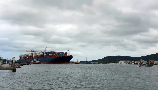 Das Handelsschiff Apl Yangshan Erreicht Den Hafen Von Santos November — Stockfoto