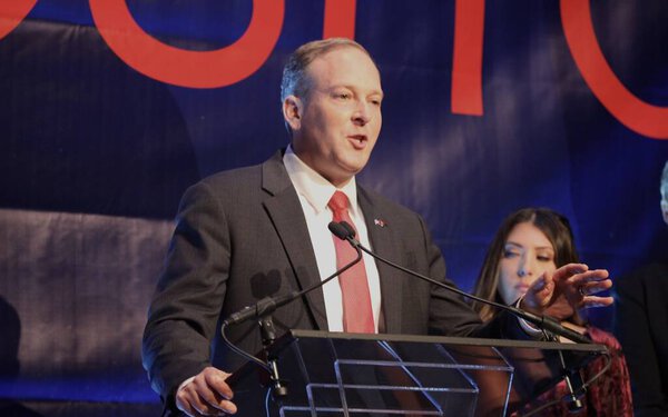 Промежуточный слон-2022: ночная вечеринка Зельдина в Нью-Йорке