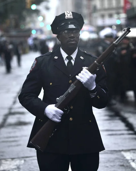 103 Veteraner Day Parade 2022 Nyc November 2022 New York - Stock-foto