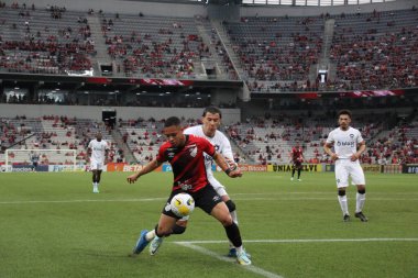 Brezilya Futbol Şampiyonası: Athletico Paranaense Botafogo 'ya karşı. 13 Kasım 2022, Curitiba, Parana, Brezilya: Brezilya Futbol Şampiyonası 'nın son turu için geçerli olan Athletico Paranaense ve Botafogo arasındaki futbol maçı
