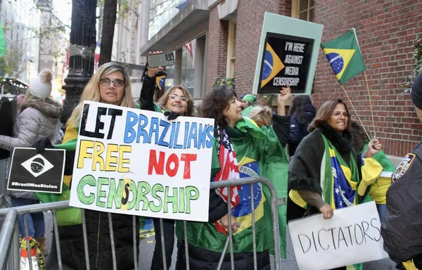 Brezilyalılar Lide Brezilya Konferansı Nda Protesto Yaptılar Kasım 2022 New — Stok fotoğraf