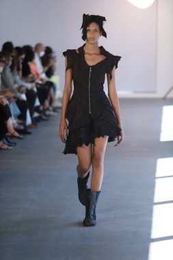 SPFW-N54: Sonbahar / Kış 2023 Koleksiyonu - Tasarımcı Lino Villaventura 'nın moda gösterisi. 18 Kasım 2022, Sao Paulo, Brezilya: Tasarımcı Lino Villaventura 'nın Sao Paulo Moda Haftası, Sonbahar / Kış 2023 koleksiyonu (SPFW-N54))