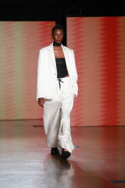 SPFW-N54: Sonbahar / Kış 2023 Koleksiyonu - La Garconne marka moda gösterisi. 20 Kasım 2022, Sao Paulo, Brezilya: Sao Paulo Moda Haftası 'nda La Garconne marka moda gösterisi, Sonbahar / Kış 2023 koleksiyonu (SPFW-N54)