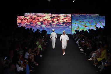 SPFW-N54: Sonbahar / Kış 2023 Koleksiyonu - Isaac Silva marka moda gösterisi. 20 Kasım 2022, Sao Paulo, Brezilya: Sao Paulo Moda Haftası 'nda Isaac Silva marka moda gösterisi, Sonbahar / Kış 2023 koleksiyonu (SPFW-N54)