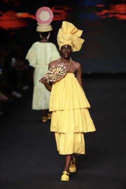 SPFW-N54: Sonbahar / Kış 2023 Koleksiyonu - Isaac Silva marka moda gösterisi. 20 Kasım 2022, Sao Paulo, Brezilya: Sao Paulo Moda Haftası 'nda Isaac Silva marka moda gösterisi, Sonbahar / Kış 2023 koleksiyonu (SPFW-N54)