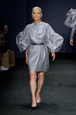 SPFW-N54: Güz / Kış 2023 Koleksiyonu - Cria Costura marka moda gösterisi. 20 Kasım 2022, Sao Paulo, Brezilya: Sao Paulo Moda Haftası sırasında Cria Costura marka defilesi, Sonbahar / Kış 2023 koleksiyonu (SPFW-N54)