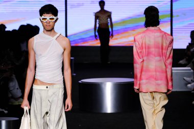 SPFW-N54: Sonbahar / Kış 2023 Koleksiyonu - Lucas Leao marka moda gösterisi. 20 Kasım 2022, Sao Paulo, Brezilya: Sao Paulo Moda Haftası sırasında Lucas Leao marka moda gösterisi, Sonbahar / Kış 2023 koleksiyonu (SPFW-N54)