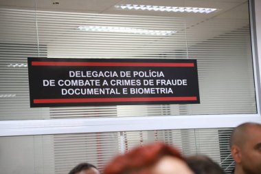 Sao Paulo 'daki biyometrik dolandırıcılıkla mücadelede uzmanlaşmış ilk polis biriminin göreve başlama töreni. 24 Kasım 2022, Sao Paulo, Brezilya: Sao Paulo Valisi Rodrigo Garcia, ilk polis biriminin açılış töreni sırasında 