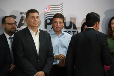 Sao Paulo 'daki biyometrik dolandırıcılıkla mücadelede uzmanlaşmış ilk polis biriminin göreve başlama töreni. 24 Kasım 2022, Sao Paulo, Brezilya: Sao Paulo Valisi Rodrigo Garcia, ilk polis biriminin açılış töreni sırasında 