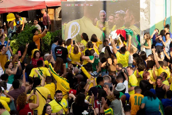 Fifa World Cup Qatar 2022 Fans Menigte Prainha Square Begeleiden — Stockfoto