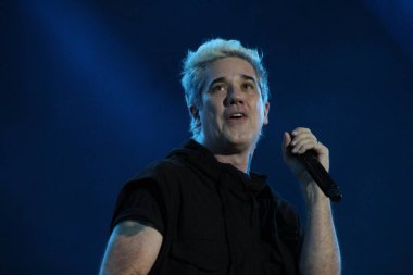 Grup Jota Quest Prime Rock Brasil 'de sahne alıyor. 26 Kasım 2022, Curitiba, Parana, Brezilya: Brezilyalı grup Jota Quesr, Prime Rock Brasil 'e ev sahipliği yapan Curitiba' daki Pedreira Paulo Leminski 'de canlı performans sergiliyor.