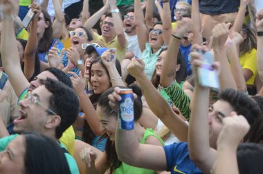 Taraftarlar, Brezilya ile Kore arasındaki Dünya Kupası 'nın 16' ncı turu için maçı izliyorlar. 5 Aralık 2022, Natal, Rio Grande do Norte, Brezilya: Taraftarlar, Fifa Katar 2022 Dünya Kupası 'nın 16.