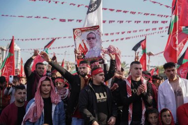 Gazze Halk Cephesi elli beşinci festivalini kutluyor. 8 Aralık 2022. Gazze, Filistin: El Katiba bölgesinde düzenlenen Halk Cephesi Hareketi festivaline binlerce vatandaş katıldı