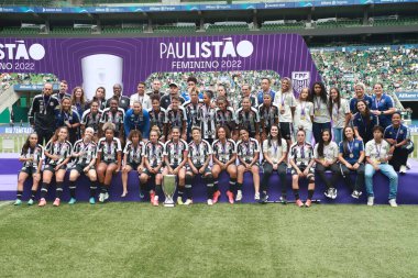 (Palmeiras, Paulista Kadın Futbolu şampiyonu. 21 Aralık 2022, Sao Paulo, Brezilya: Palmeiras, Sao Paulo 'daki Allianz Parque' da 21 Aralık Çarşamba günü oynanan karşılaşmada Paulista Women Soccer 'ı 2-1 yendi.